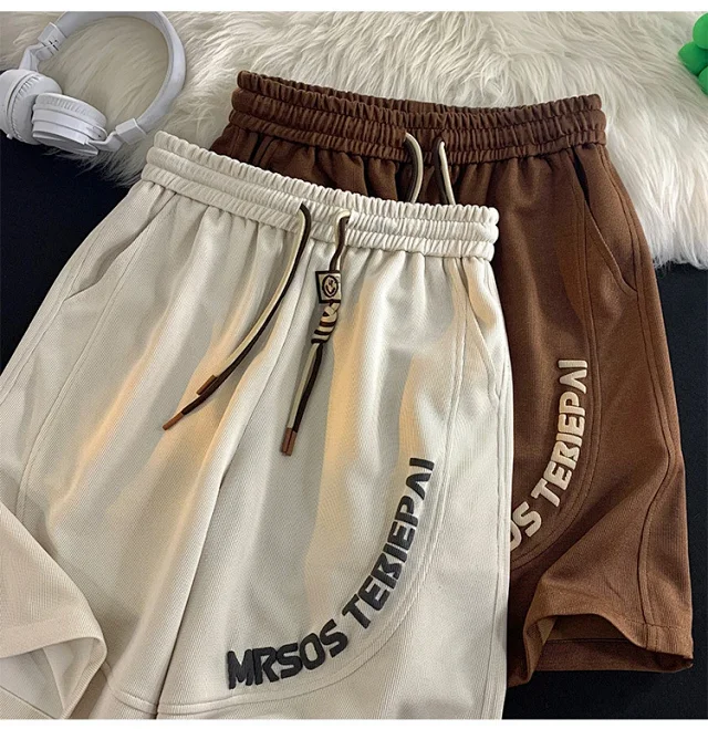 Foam Print Men's Retro Beach Shorts Detail