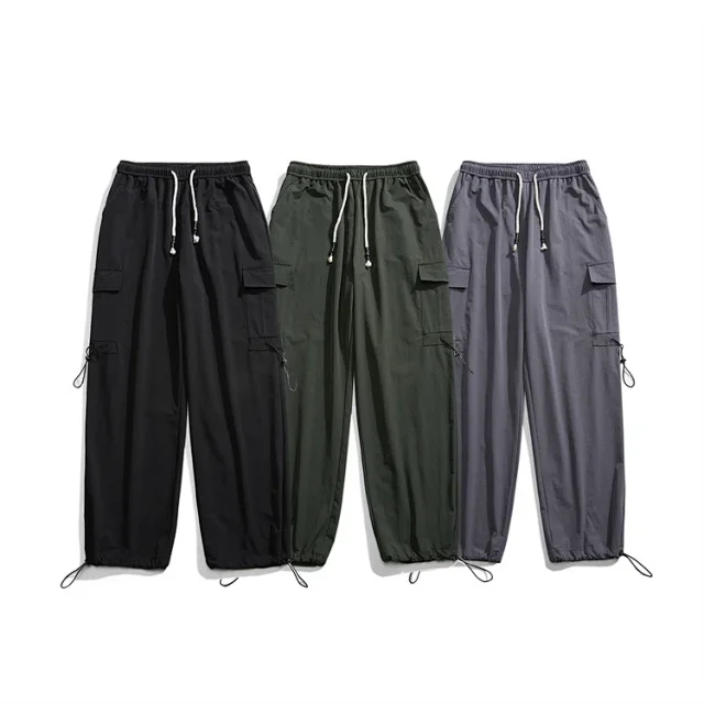 Men's Street Wide-Leg Cargo Pants Detail