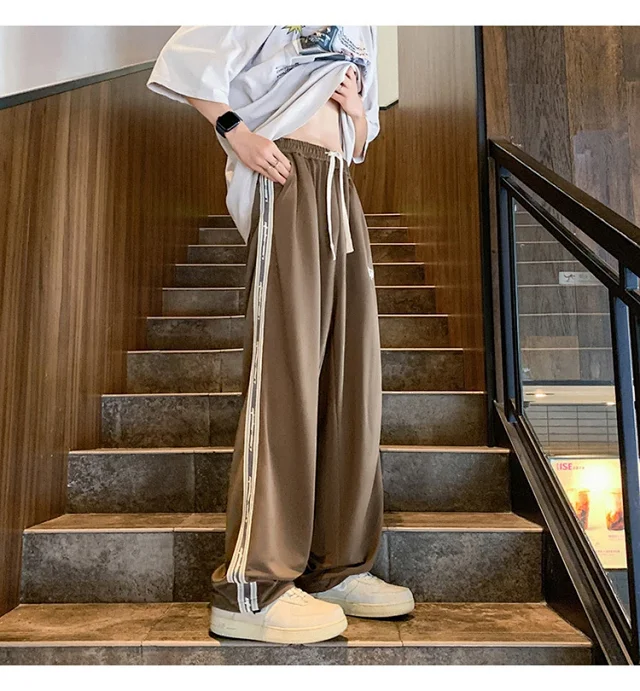 Men's Summer Loose Straight Leg Pants Detail