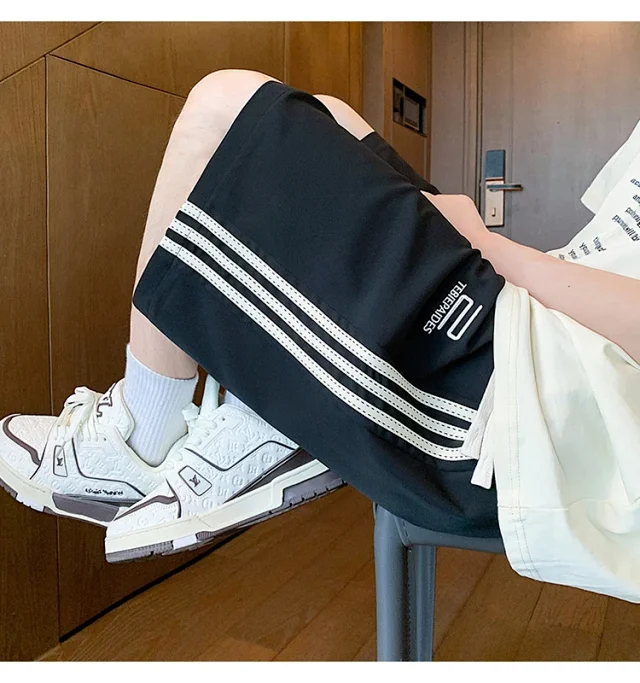 Men's Moisture-Wicking Shorts Detail