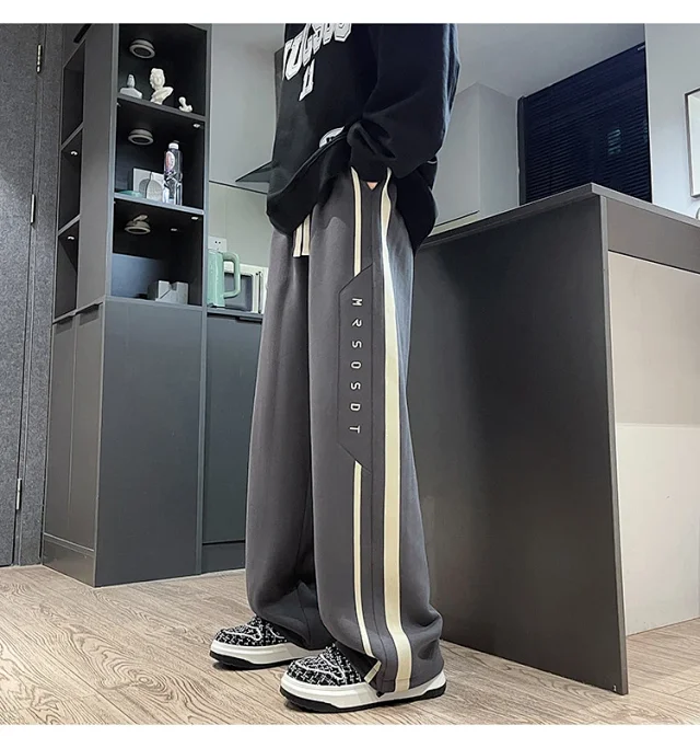 2025 Men's Sweatpants Oversize Loose Straight Trousers Detail