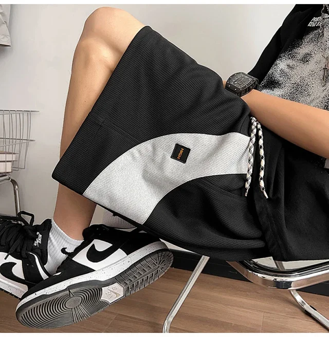Men's Color-blocking Athletic Shorts Detail