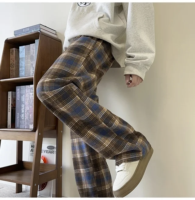 Men's Spring/Fall Contrast Check Wool Trousers Detail
