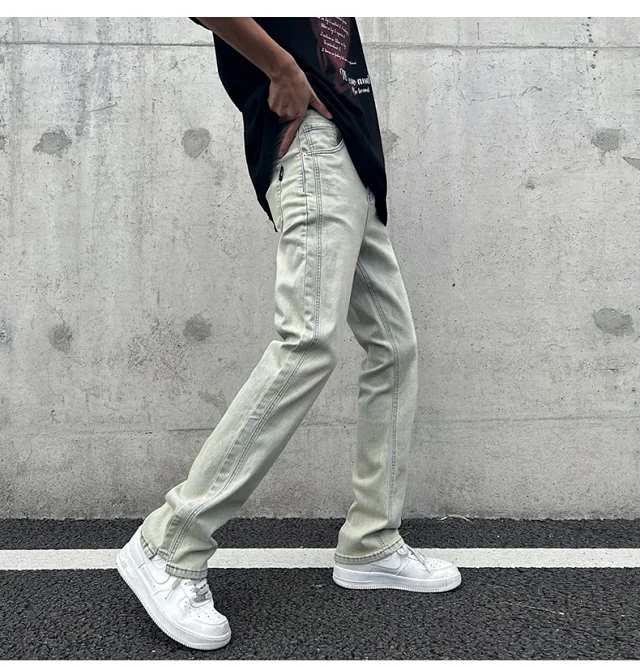 Men's Loose Straight Jeans with Yellow Mud Dyeing Detail