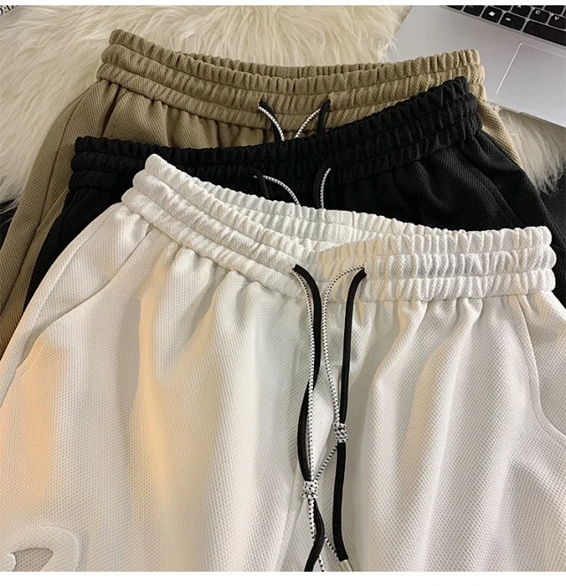 2025 Men's Foam Print Vibe Shorts Detail