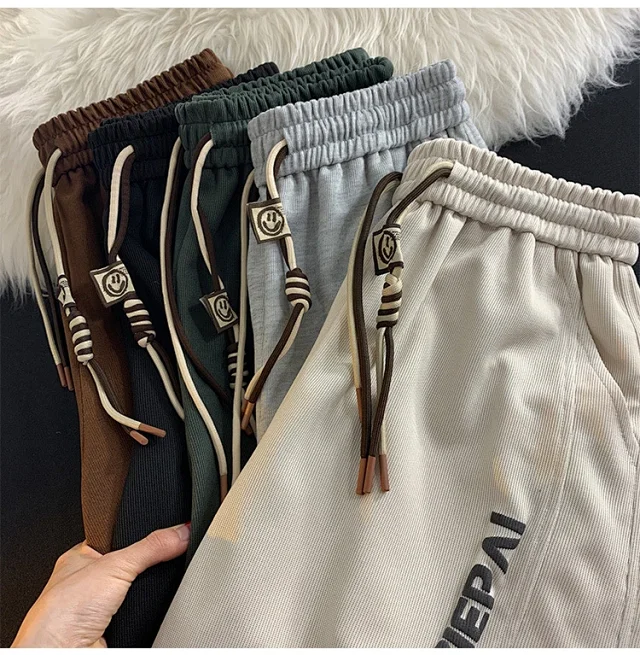 Foam Print Men's Retro Beach Shorts Detail