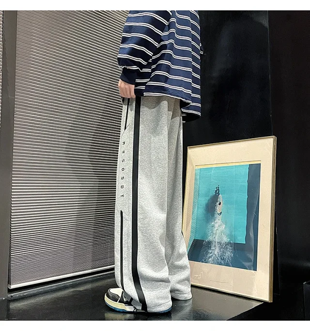 2025 Men's Sweatpants Oversize Loose Straight Trousers Detail