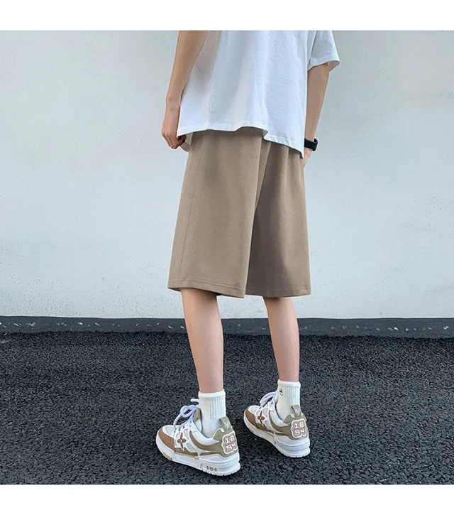 Men's Embroidered Retro Shorts Detail