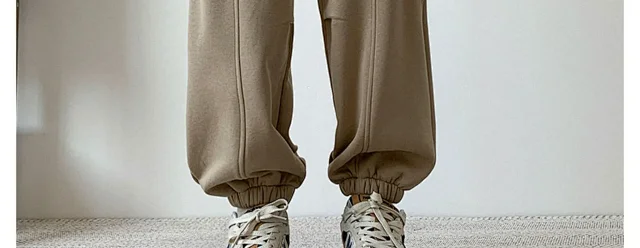 Men's Spring Vintage Khaki Oversize Sweatpants Detail