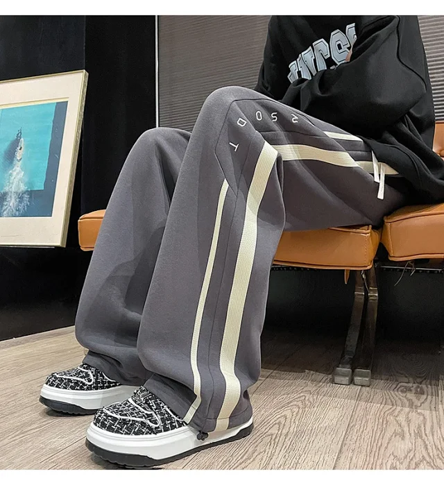 2025 Men's Sweatpants Oversize Loose Straight Trousers Detail