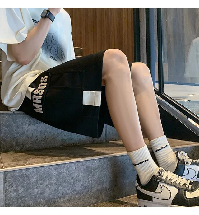 Men's Summer Retro Streetwear Shorts Detail