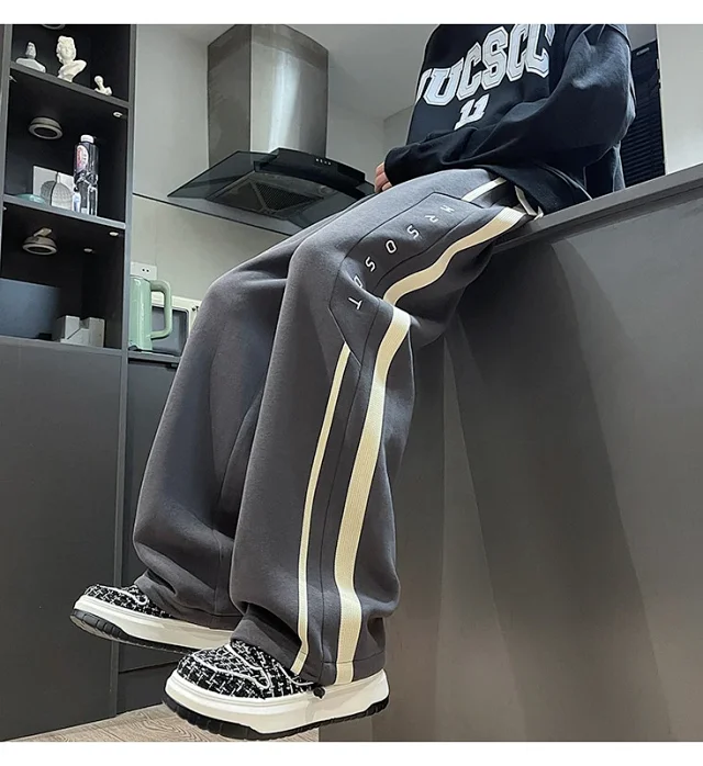 2025 Men's Sweatpants Oversize Loose Straight Trousers Detail