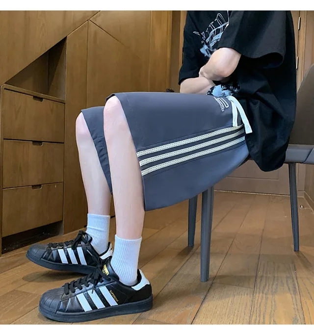 Men's Moisture-Wicking Shorts Detail