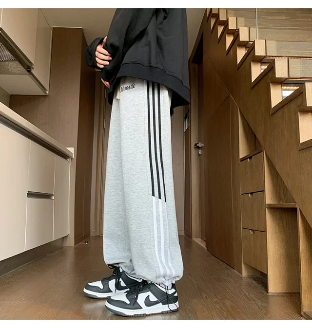 Men's Straight Pants for Autumn/Winter Detail