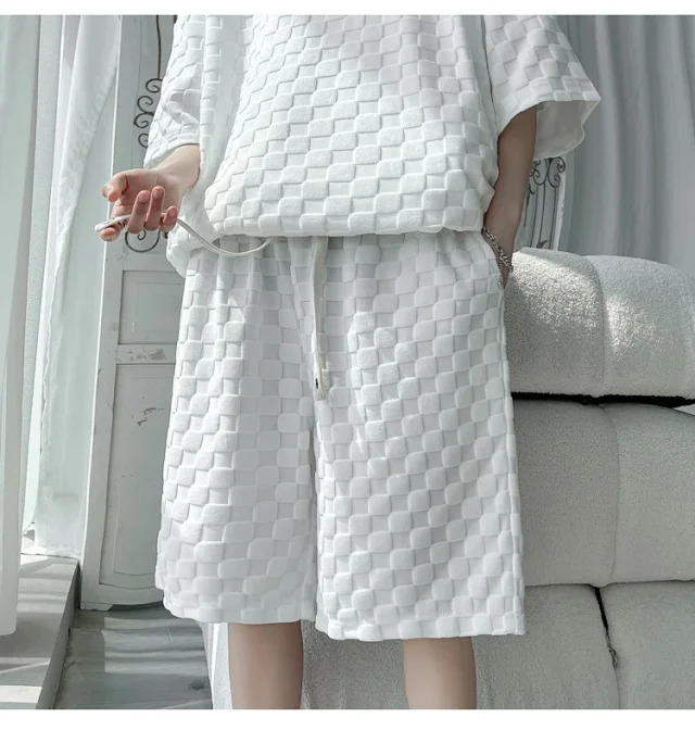 Men's Loose Checkered Jacquard T-shirt & Shorts Set Detail