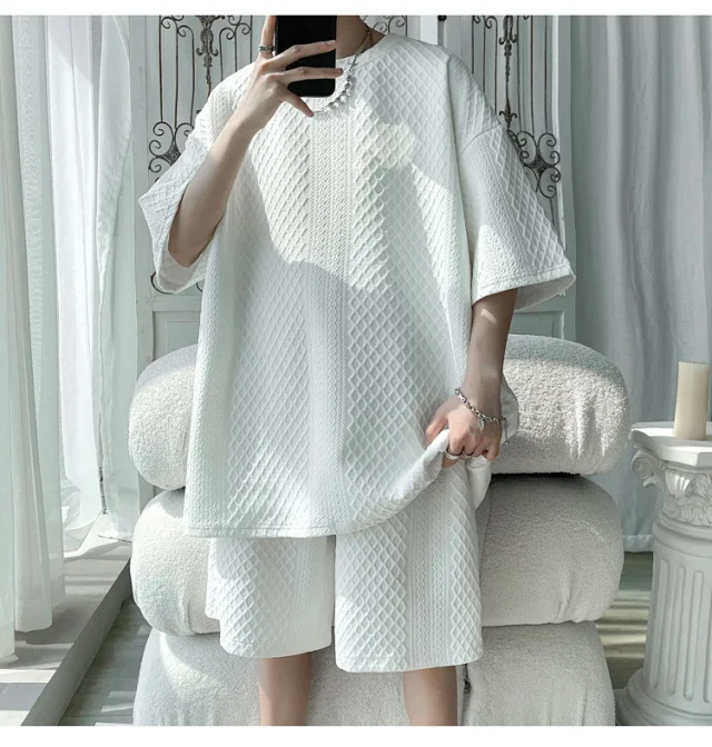 Men's Loose Jacquard T-shirt & Shorts Set Detail