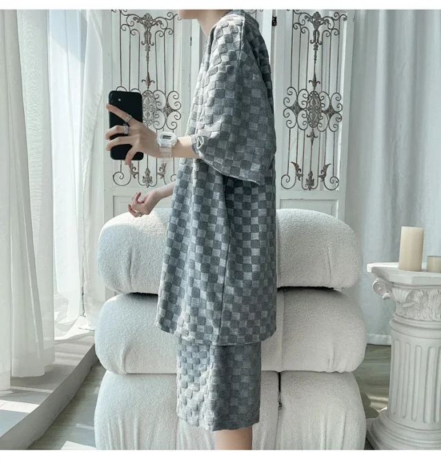 Men's Loose Checkered Jacquard T-shirt & Shorts Set Detail