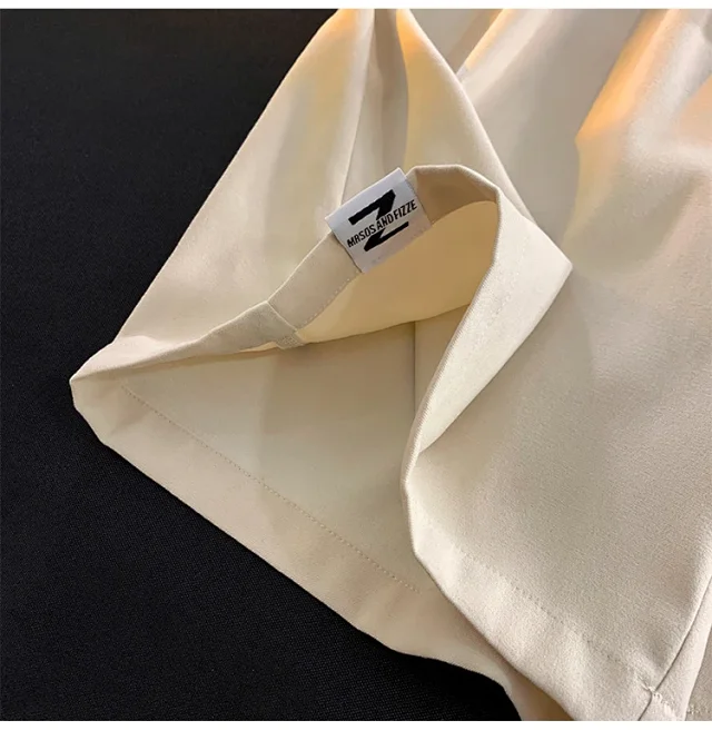 Men's Summer Loose Ice Silk Casual Shorts Detail