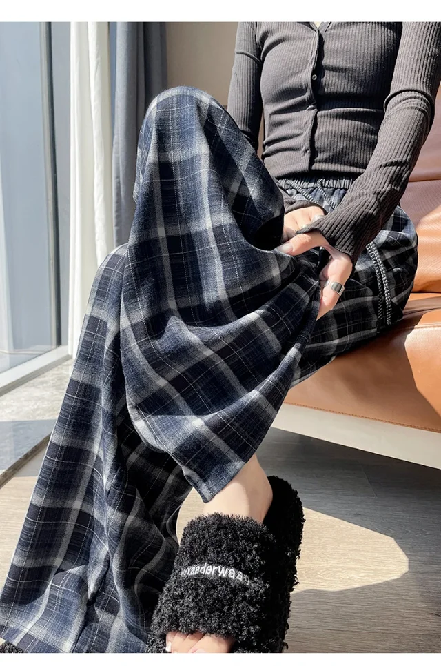 Women's Vintage Plaid Loose High-Waist Pants Detail
