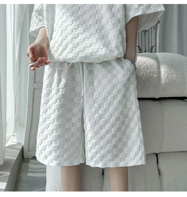 Men's Loose Checkered Jacquard T-shirt & Shorts Set Detail