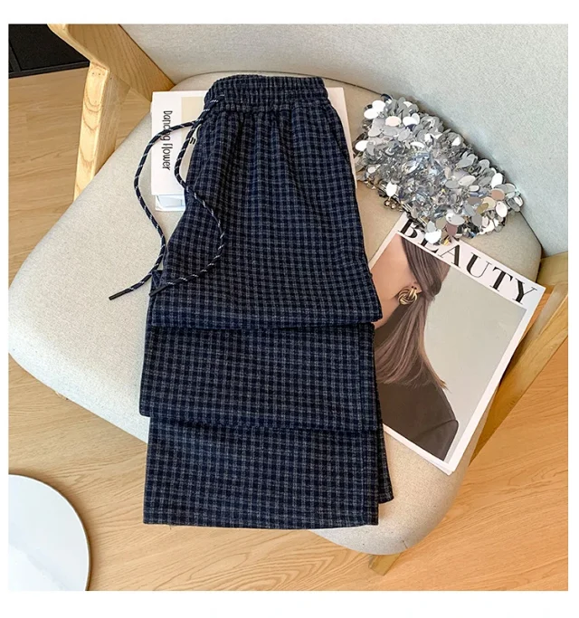 Plaid Wide - leg Pants for Women Detail