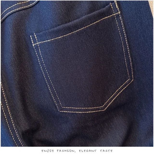 Early Autumn Scarf High-Waisted Denim Wide-Leg Pants Detail