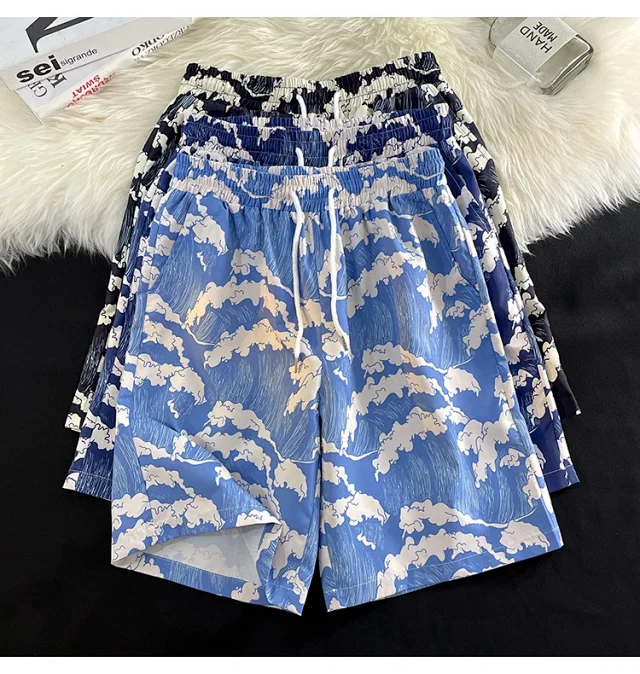 Men's Summer Wave Print Loose Shorts Detail