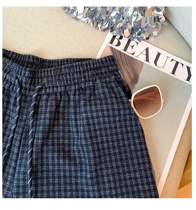 Plaid Wide - leg Pants for Women Detail