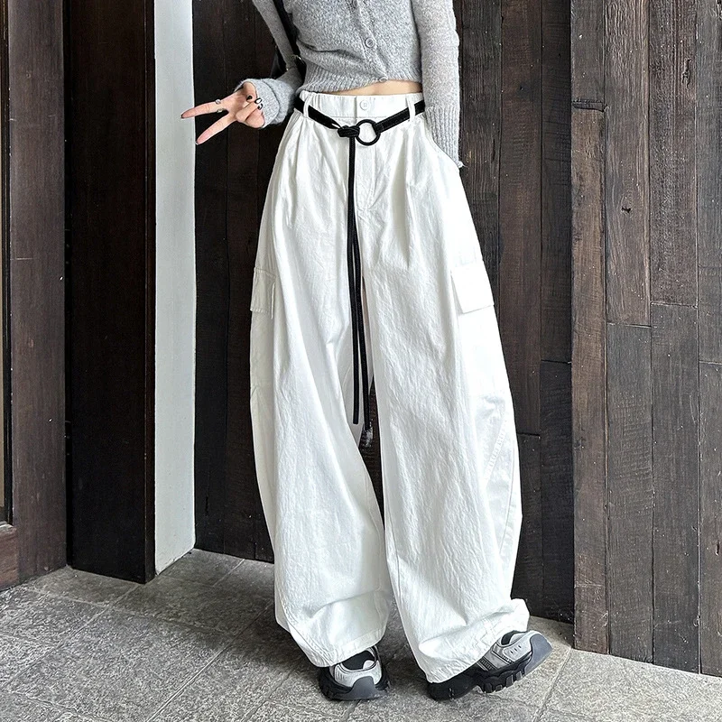 American High-waisted Slimming Cargo Pants