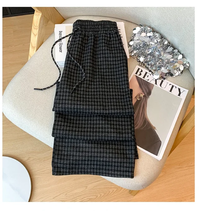 Plaid Wide - leg Pants for Women Detail
