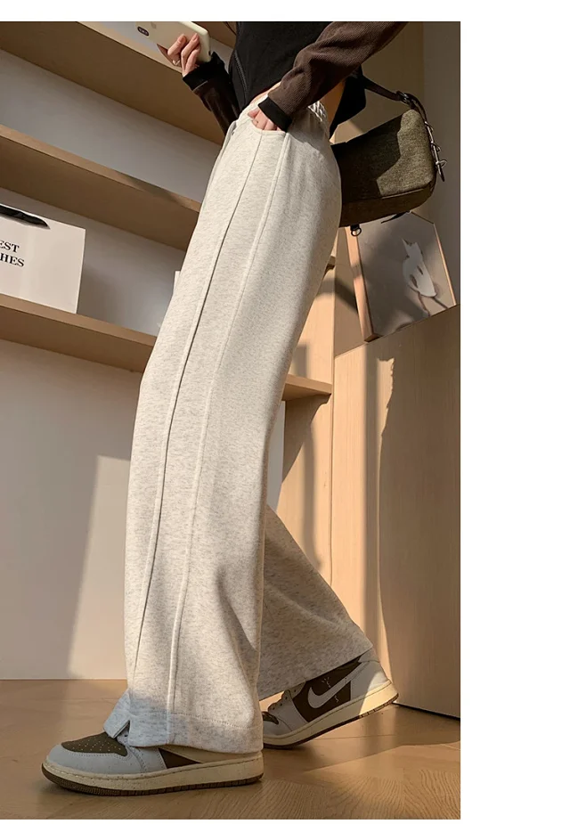 Banana Wide - leg Trousers for Women Detail
