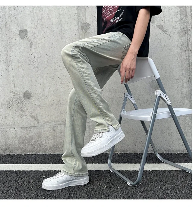 Men's Loose Straight Jeans with Yellow Mud Dyeing Detail