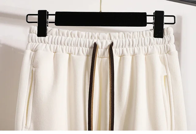 Women's Slimming Winter Joggers Detail