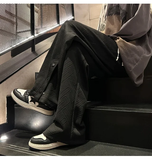 Oversize White Men's Spring Retro Button Sport Pants Detail
