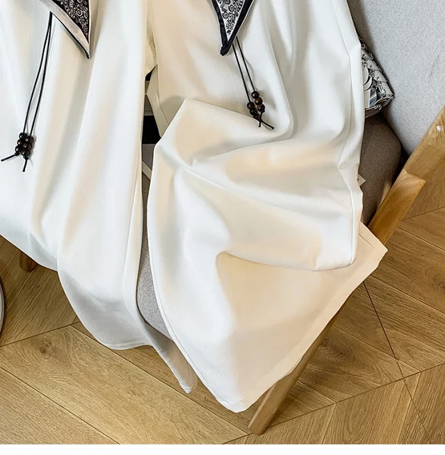 2025 Fall New Loose Scarf Belt Wide-leg Pants Detail