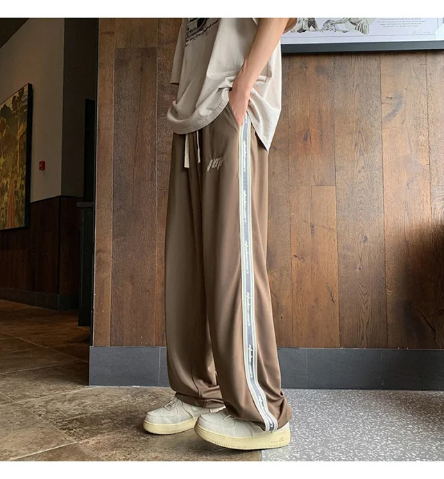 Men's Summer Loose Straight Leg Pants Detail