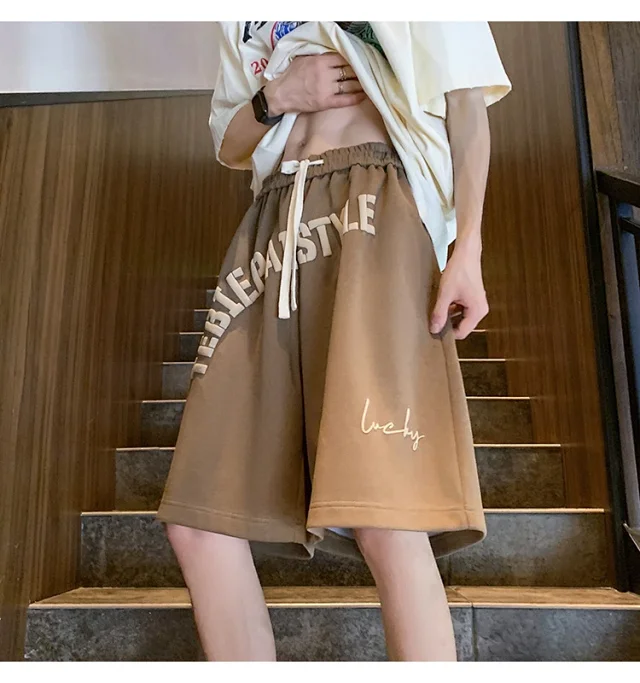Men's Summer New Trendy Foam Print Loose Shorts Detail