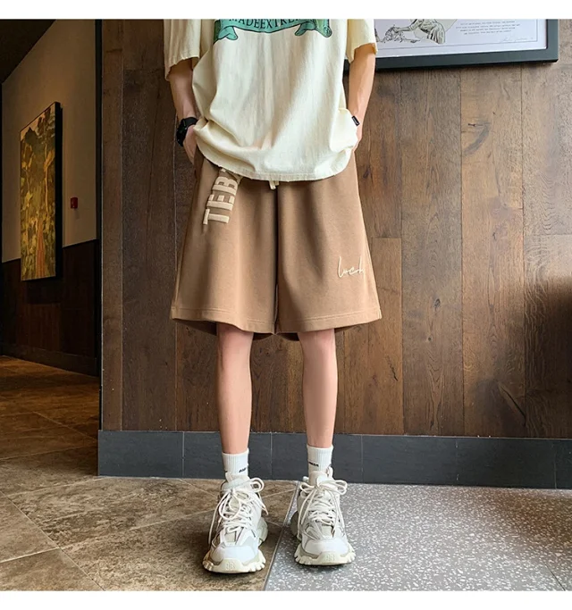 Men's Summer New Trendy Foam Print Loose Shorts Detail