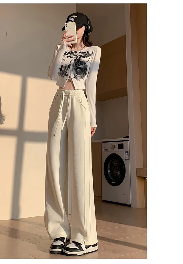 Banana Wide - leg Trousers for Women Detail