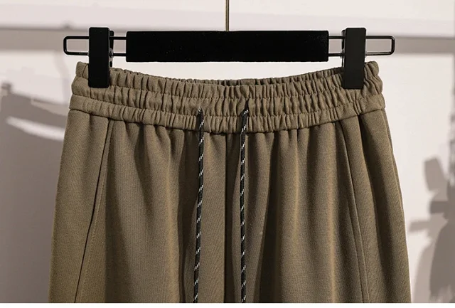 European Style Wide-Leg Sweatpants Detail