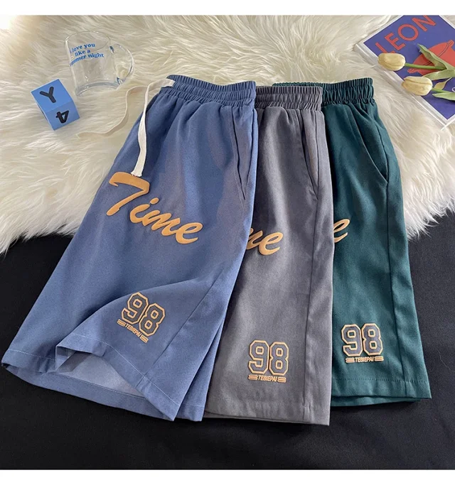 Men's Summer Foam-Printed Leather Tag Shorts Detail
