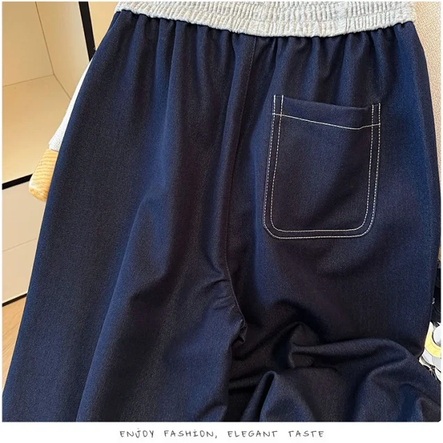 2025 Fall Women's High-End Curved Jeans Detail