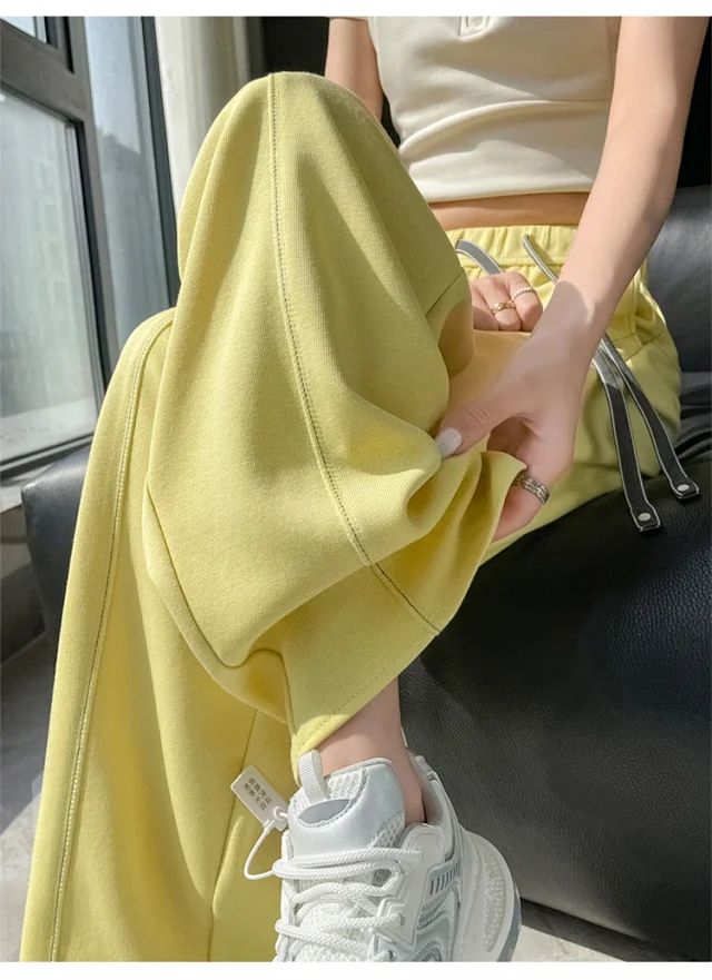 Korean-style Loose Straight Leg Pants 2025 Fall Detail