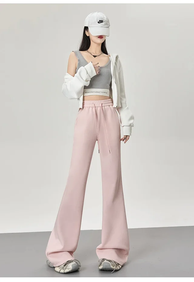 2025 Fall Women's Maillard Horseshoe Pants - High-Waisted, Slimming, American Micro-Flare Long Pants Detail