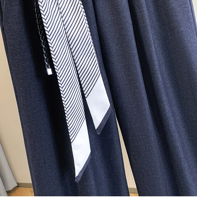 Korean-style Age-defying Wide-leg Casual Pants for Women Detail