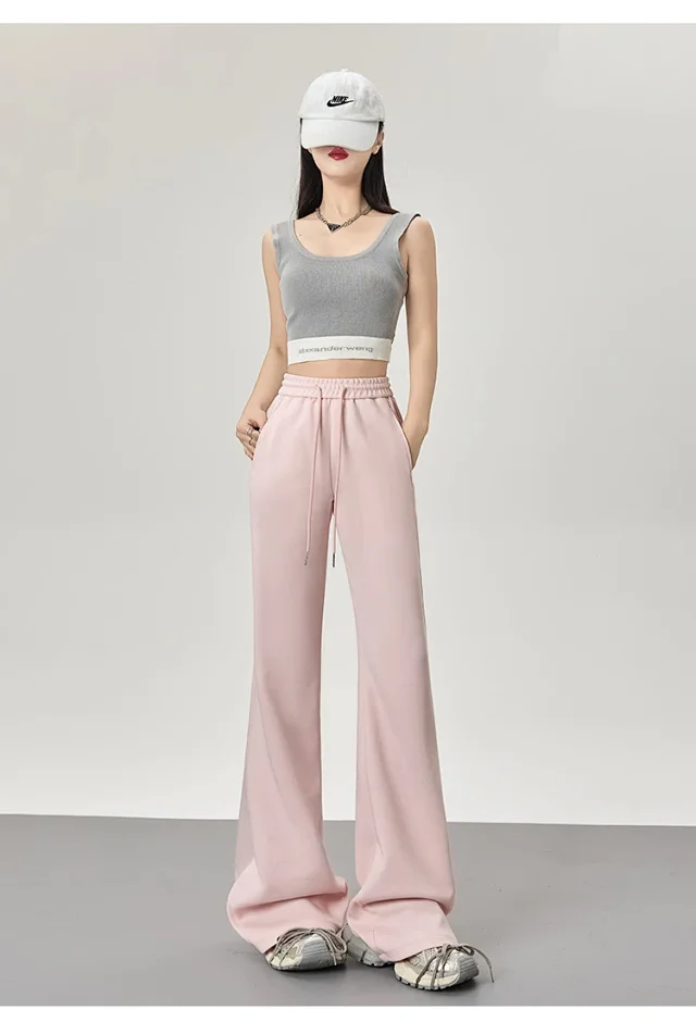 2025 Fall Women's Maillard Horseshoe Pants - High-Waisted, Slimming, American Micro-Flare Long Pants Detail