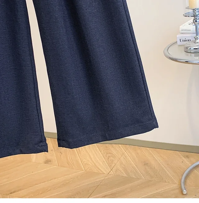 Korean-style Age-defying Wide-leg Casual Pants for Women Detail