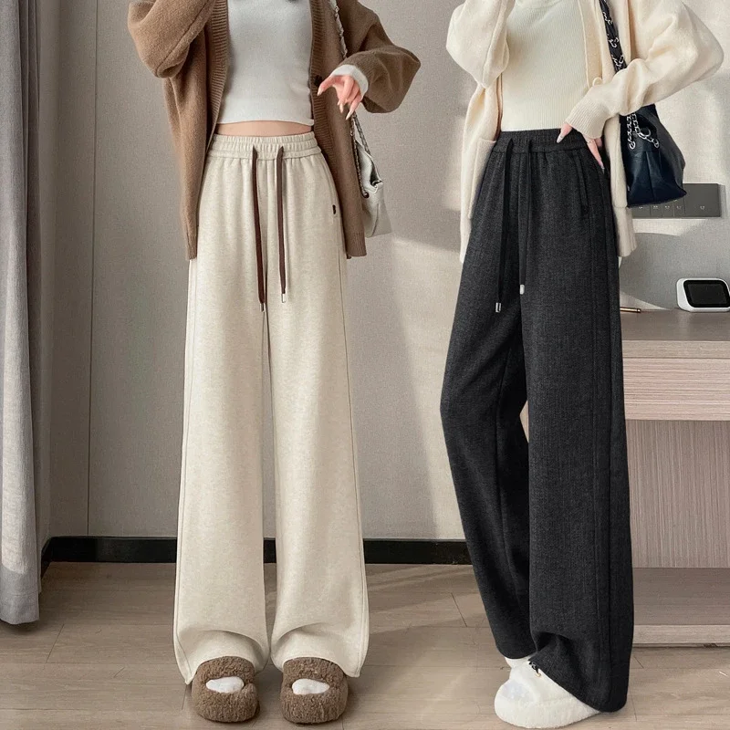 2025 Women's Straight Pants in Beige