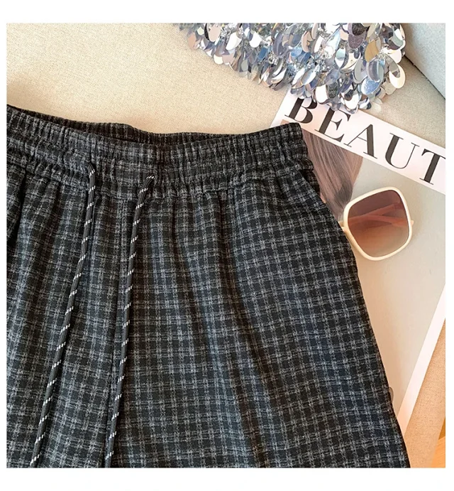 Plaid Wide - leg Pants for Women Detail
