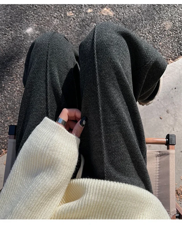 Ladies' Acetate Cashmere Herringbone Straight Pants Detail